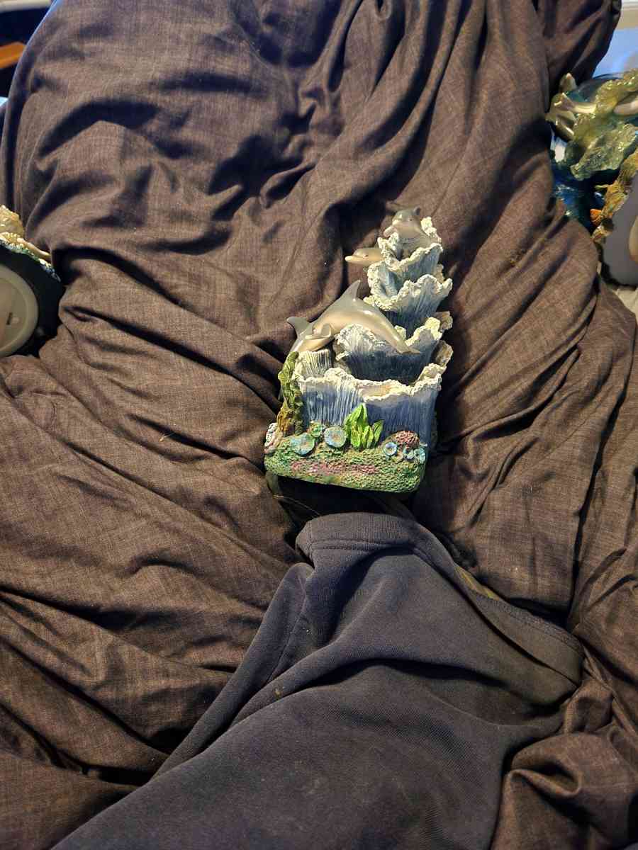 working Dolphin fountain - Clinton, Iowa - FleaMarketBay