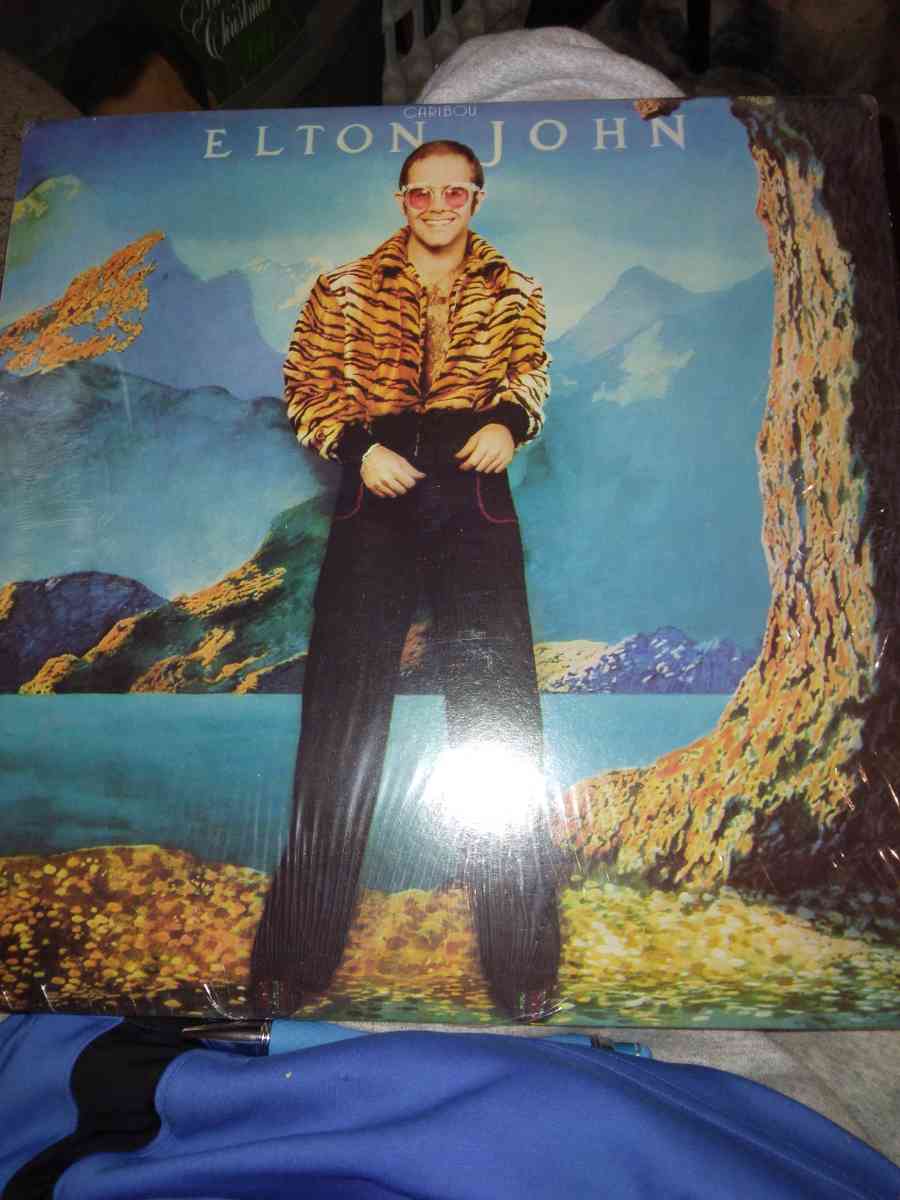 very  nice  record  Make great  gift Elton john