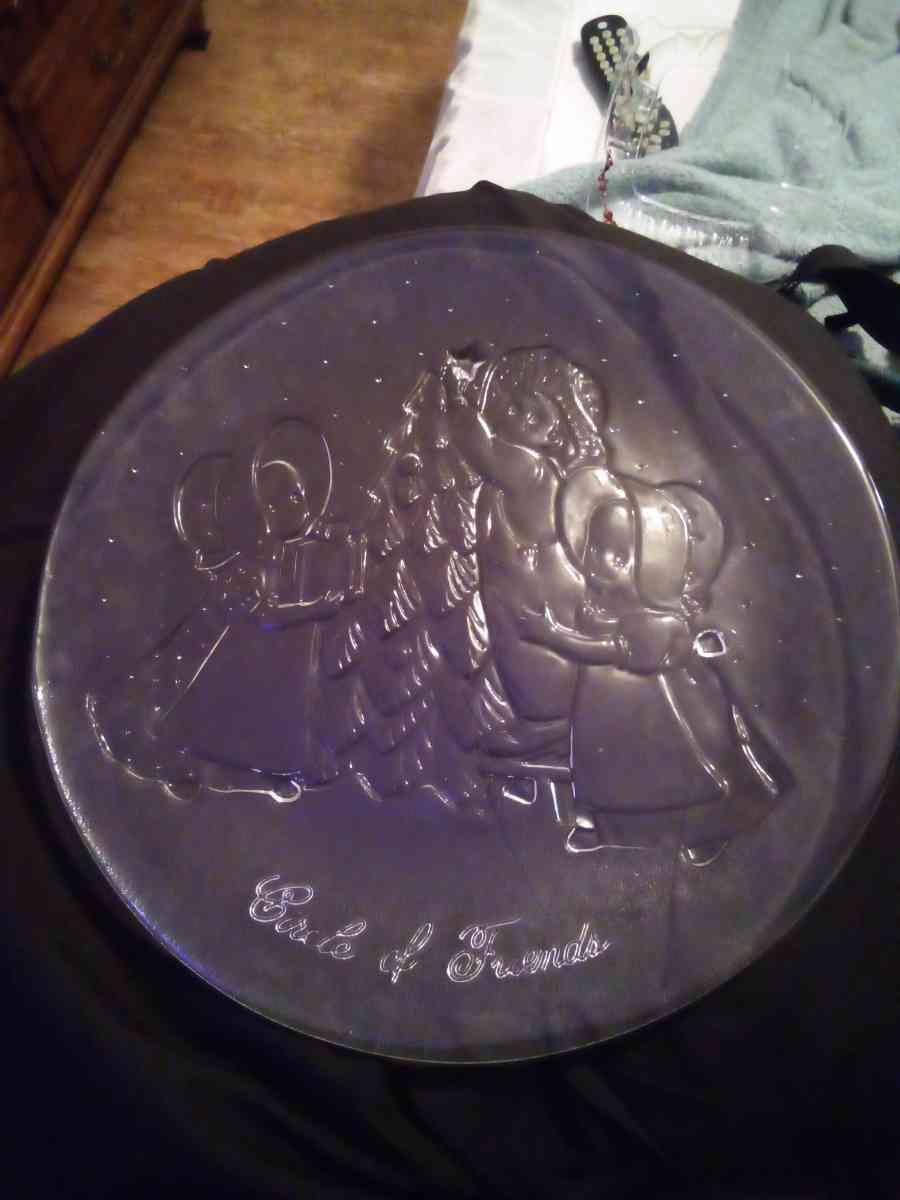 Home Interiors Circle of Friends Figurines and Christmas Pla - Mc Minnville, Tennessee - FleaMarketBay