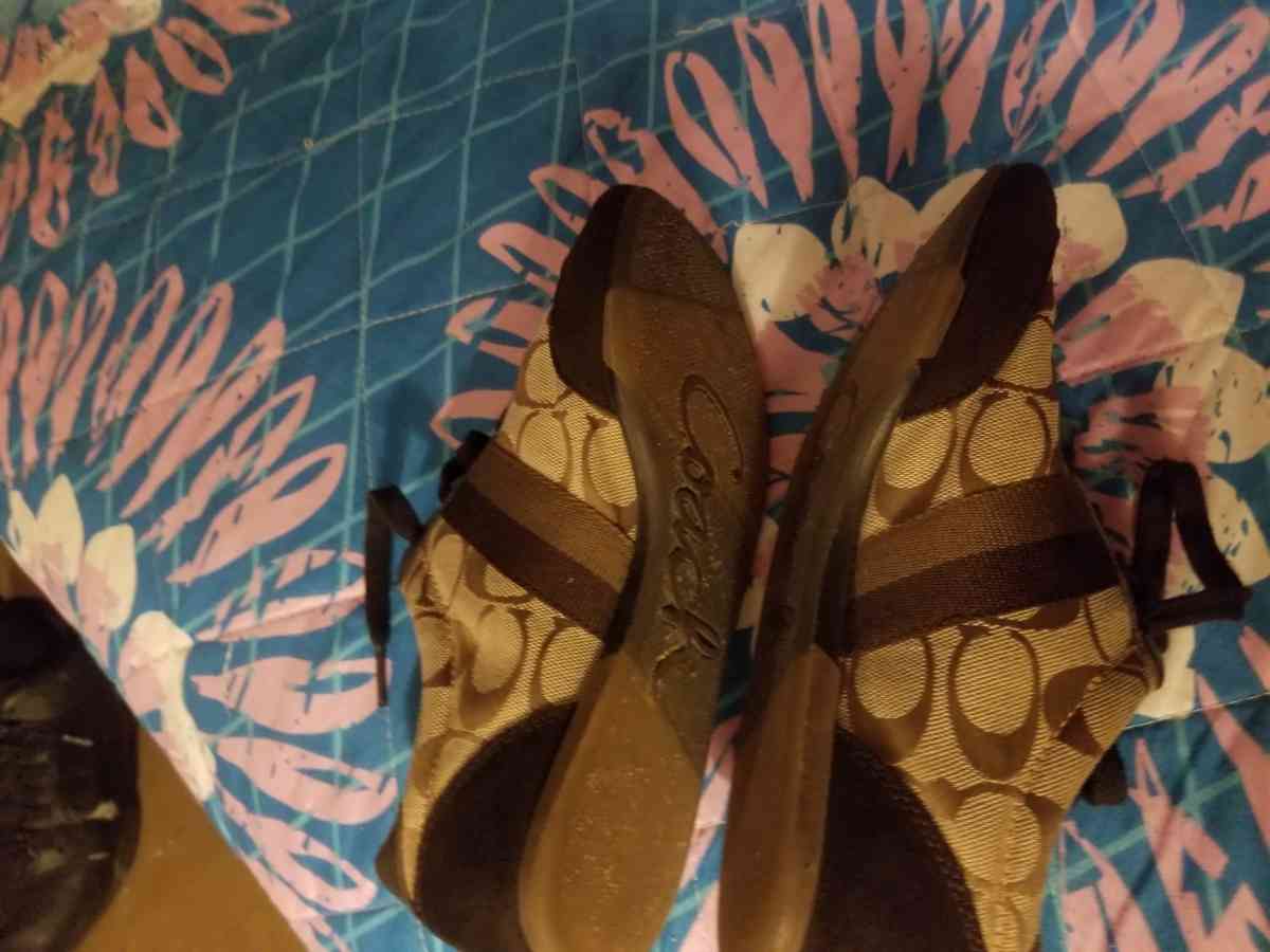 coach shoes - Taft, Texas
