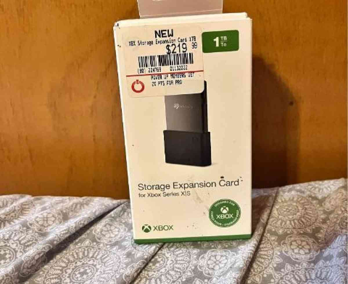 storage card - Statesboro, Georgia