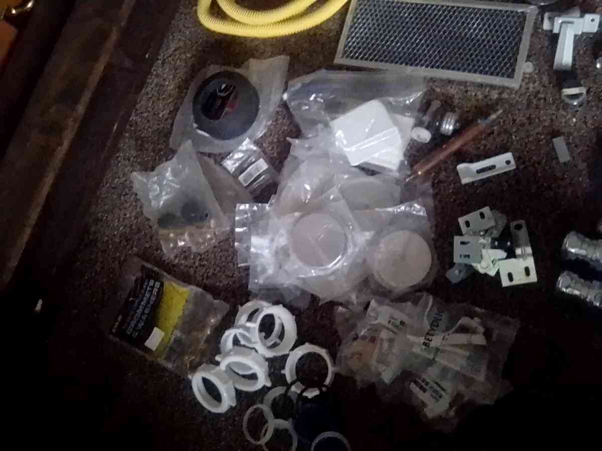 hardware bundle - Westland, Michigan - FleaMarketBay