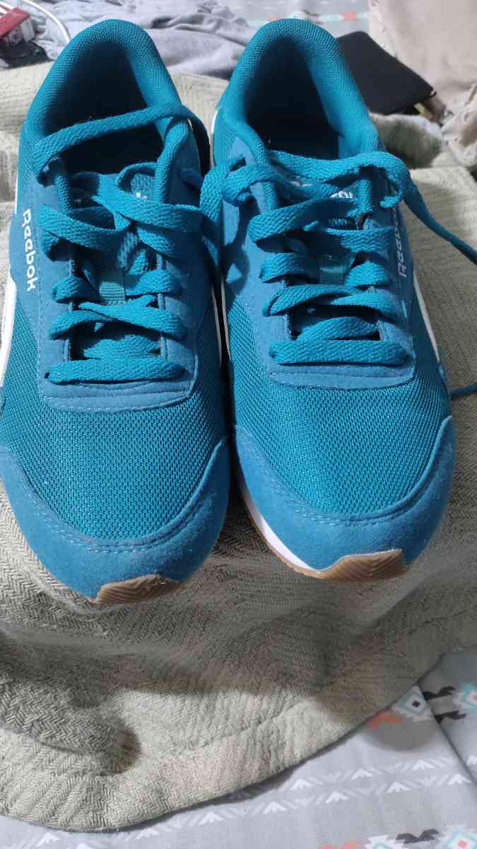 women's Reebok running shoes - Franklin, Ohio - FleaMarketBay