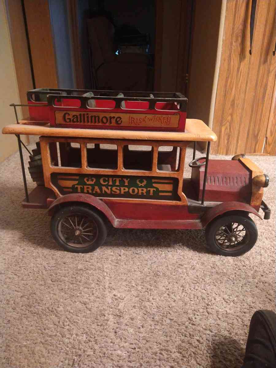 real big antique wooden toys - Anoka, Minnesota - FleaMarketBay