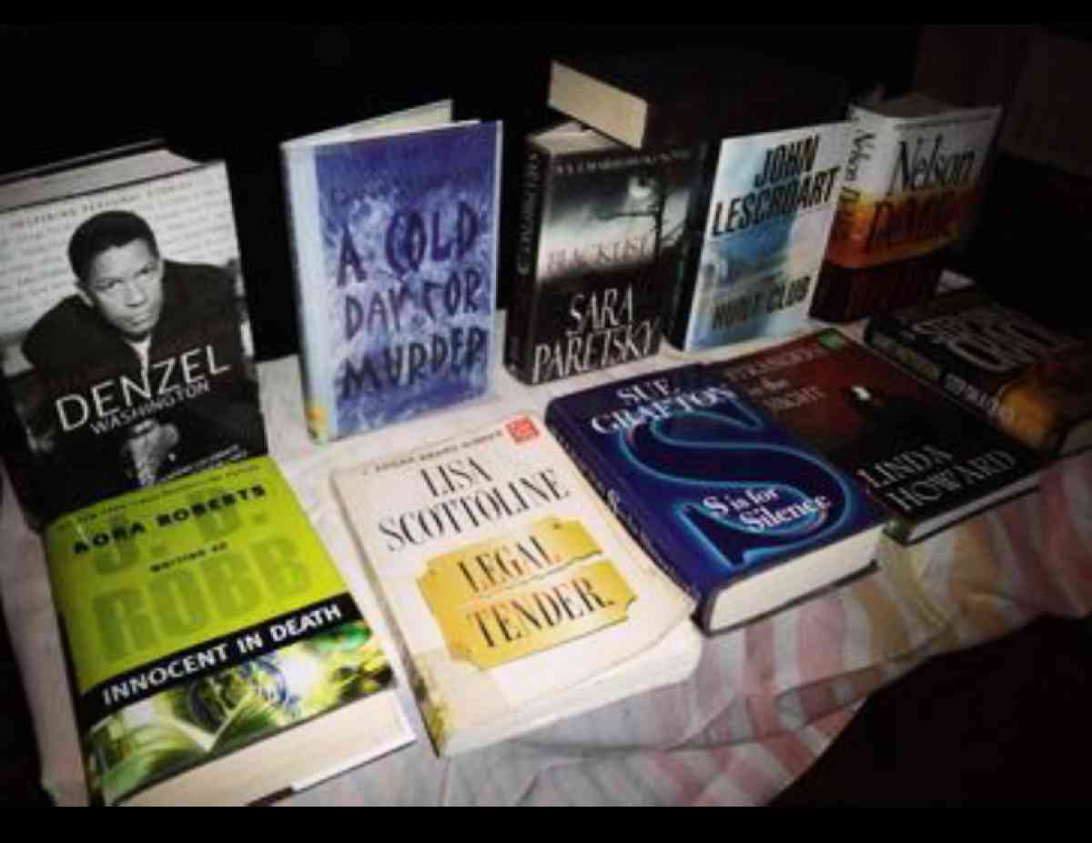 well taken care of magazines for sale - East Saint Louis, Illinois - FleaMarketBay