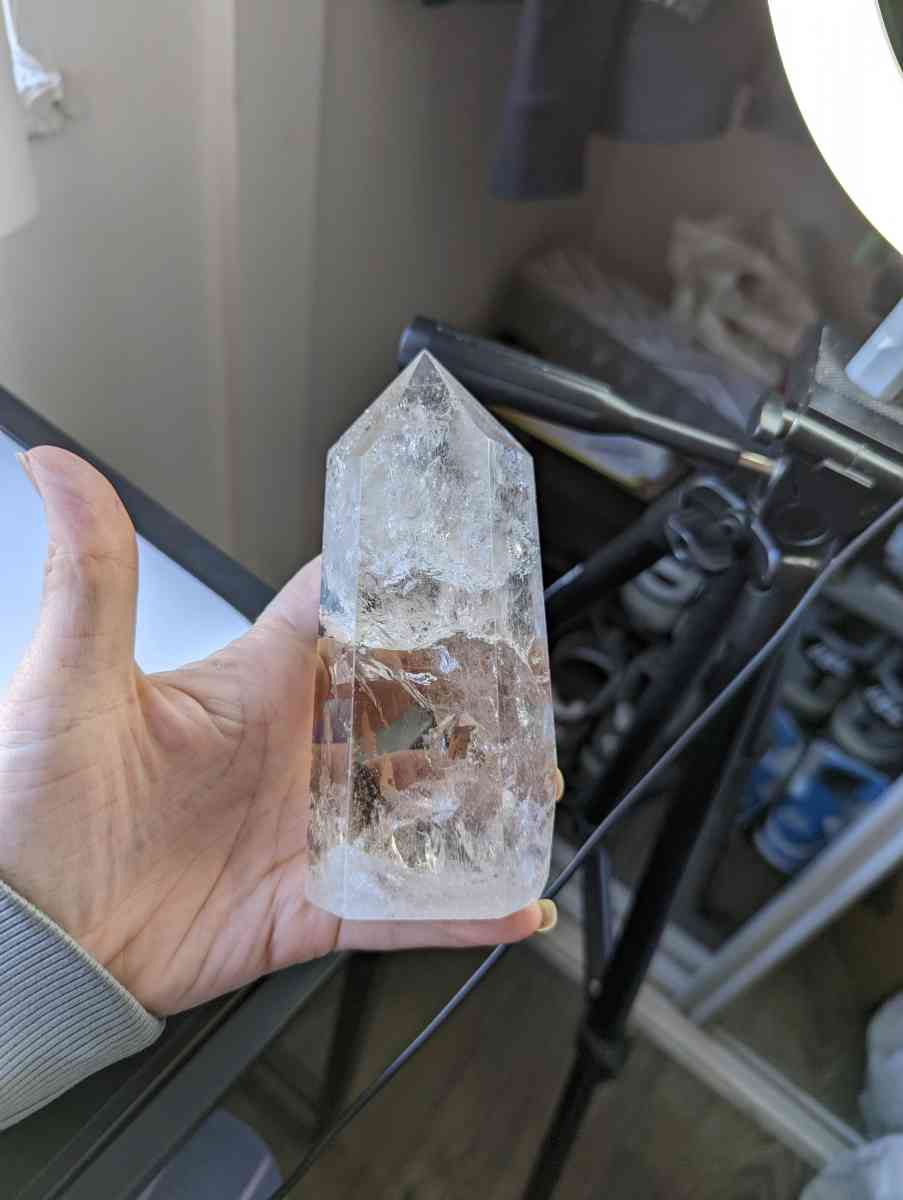 clear quartz tower - Derwood, Maryland - FleaMarketBay