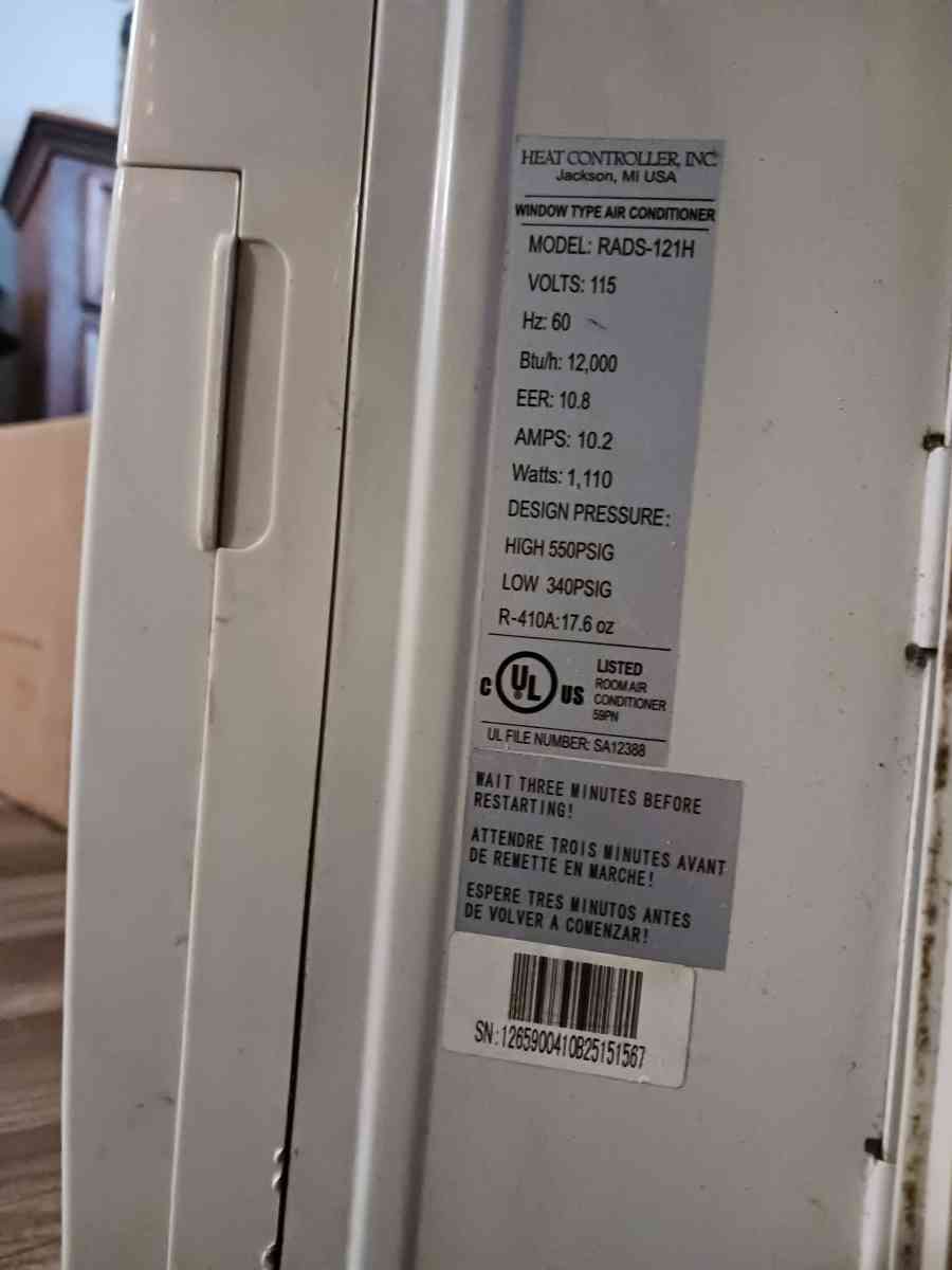 AIR CONDITIONER - Eagle Lake, Texas - FleaMarketBay