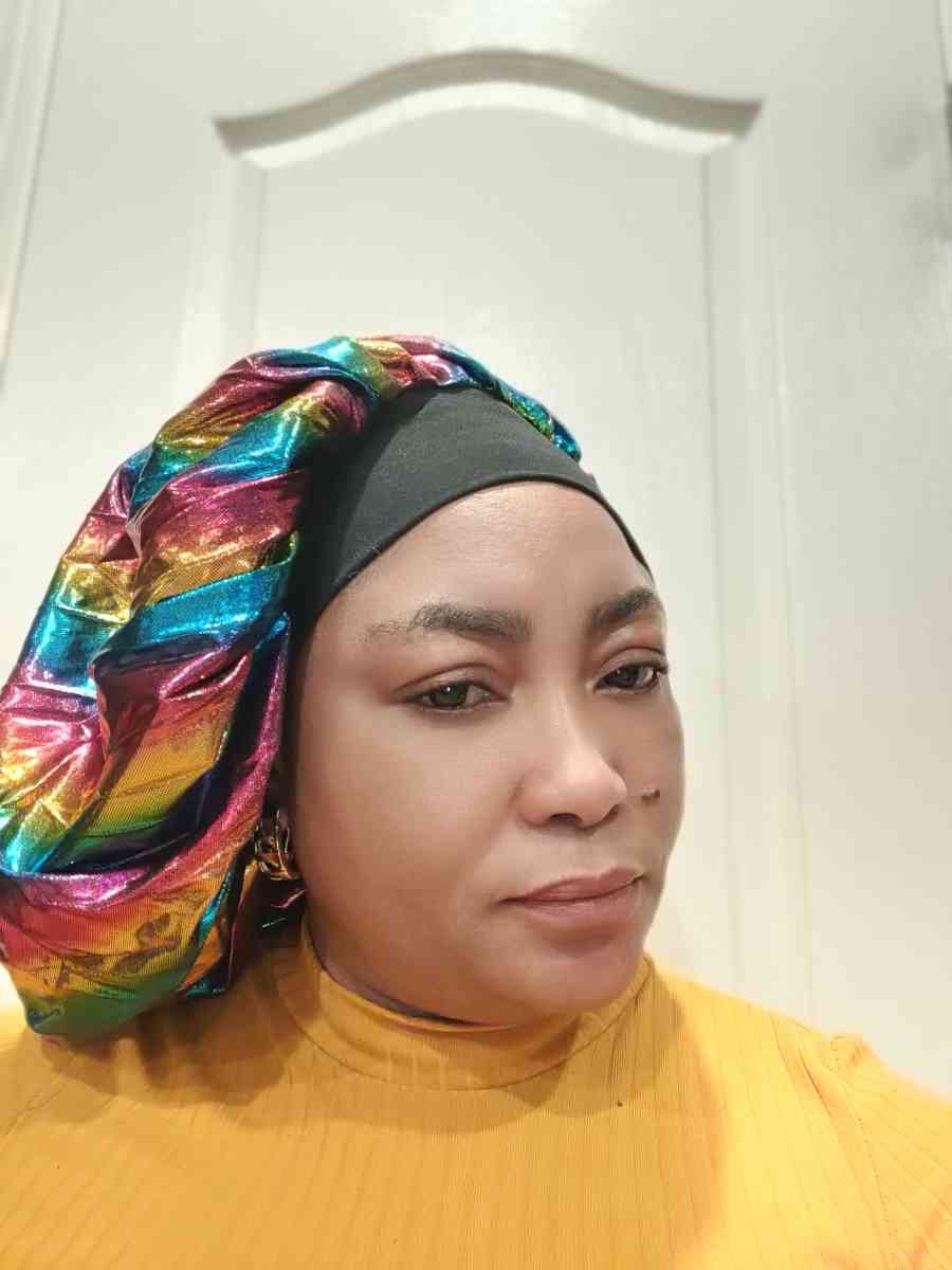 protective Edge Control Silk and Velvet hair bonnet - El Paso, Texas - FleaMarketBay