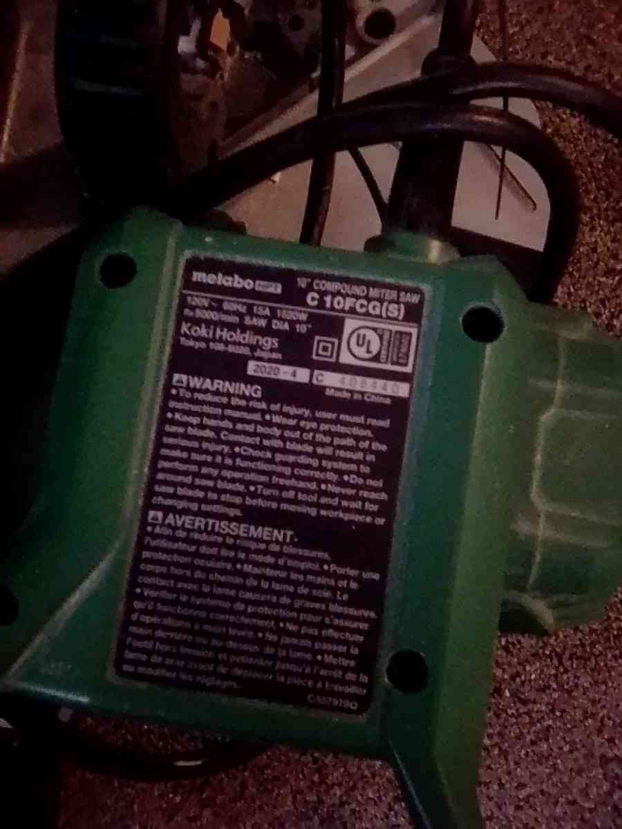 10-in compound miter saw - Westland, Michigan - FleaMarketBay
