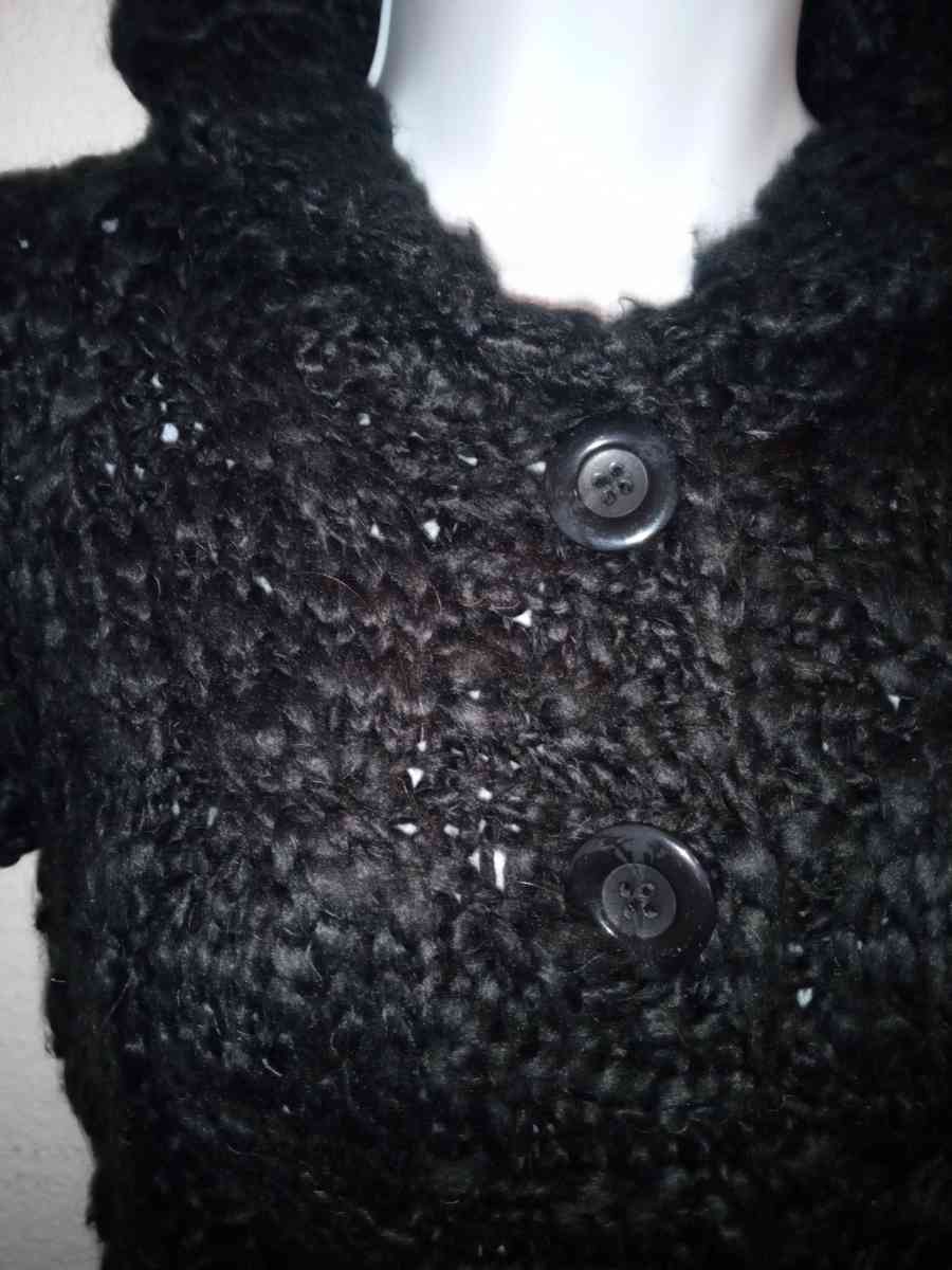 NWT VIVIENNE TAM BLACK SHORT SLEEVE SWEATER, XS - Fresno, California - FleaMarketBay