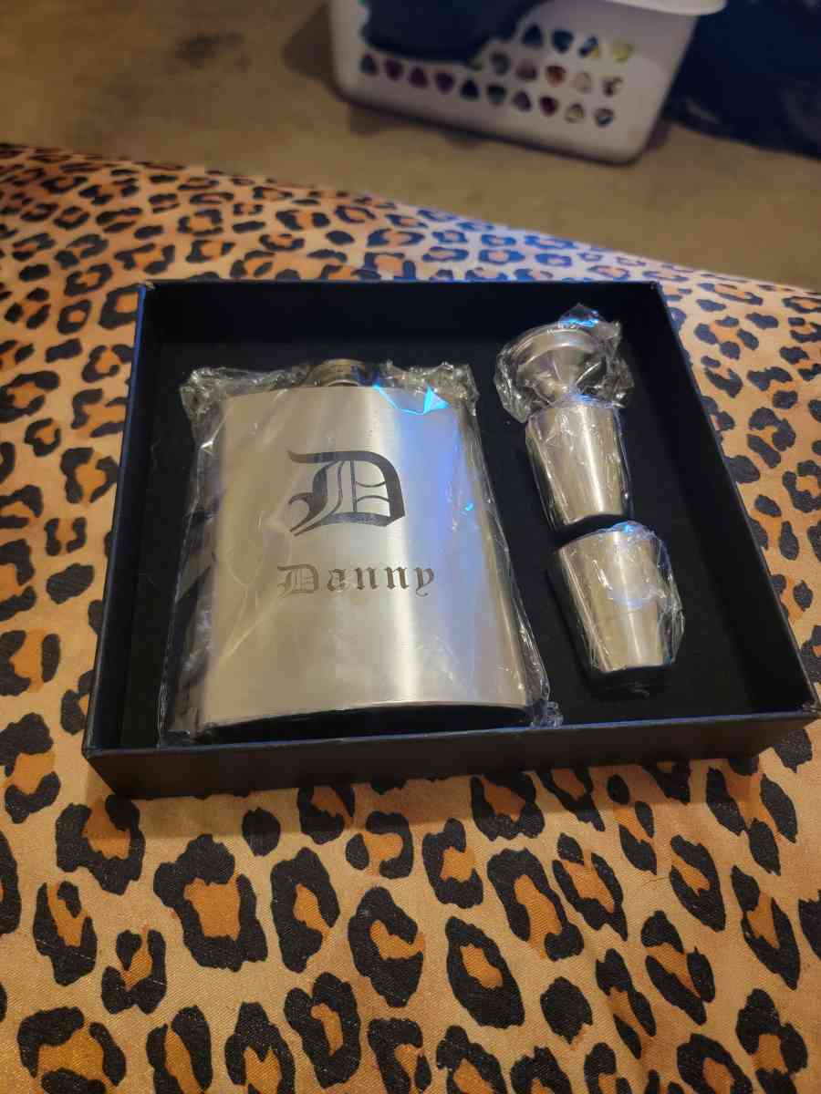 engraved flask/shot glass set. - Byram, Mississippi