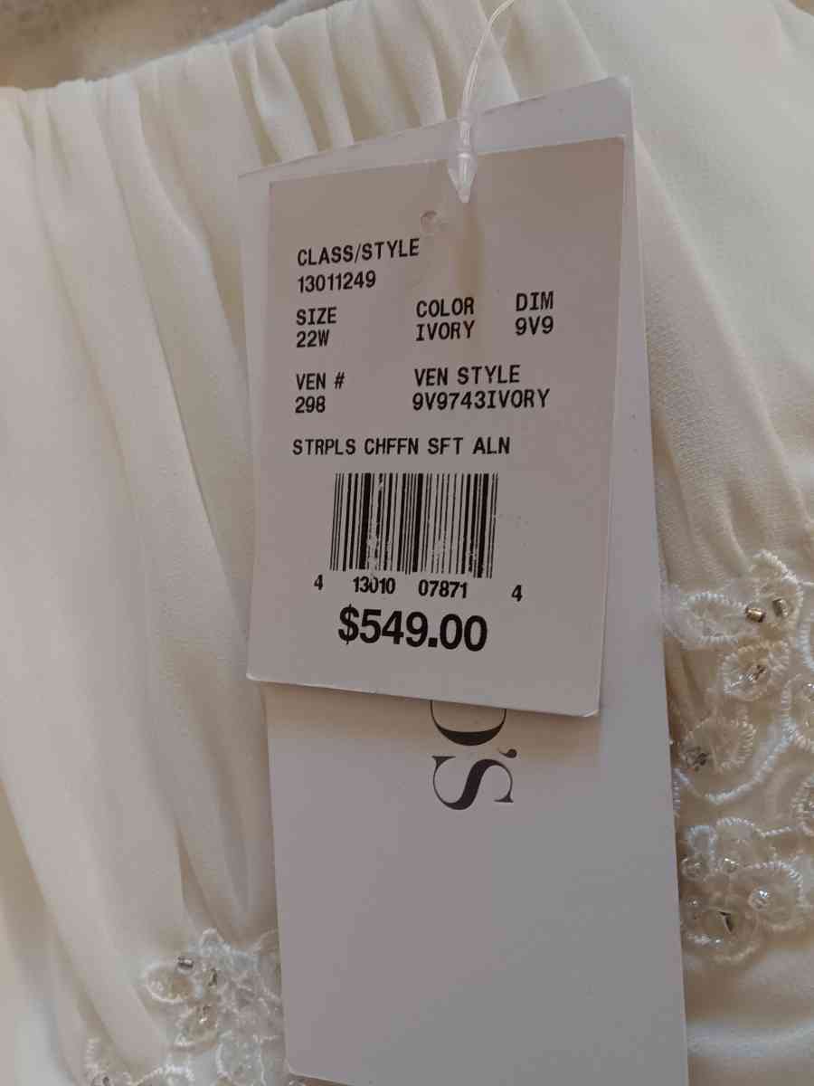Davids bridal wedding dress/vail set - Somers Point, New Jersey - FleaMarketBay