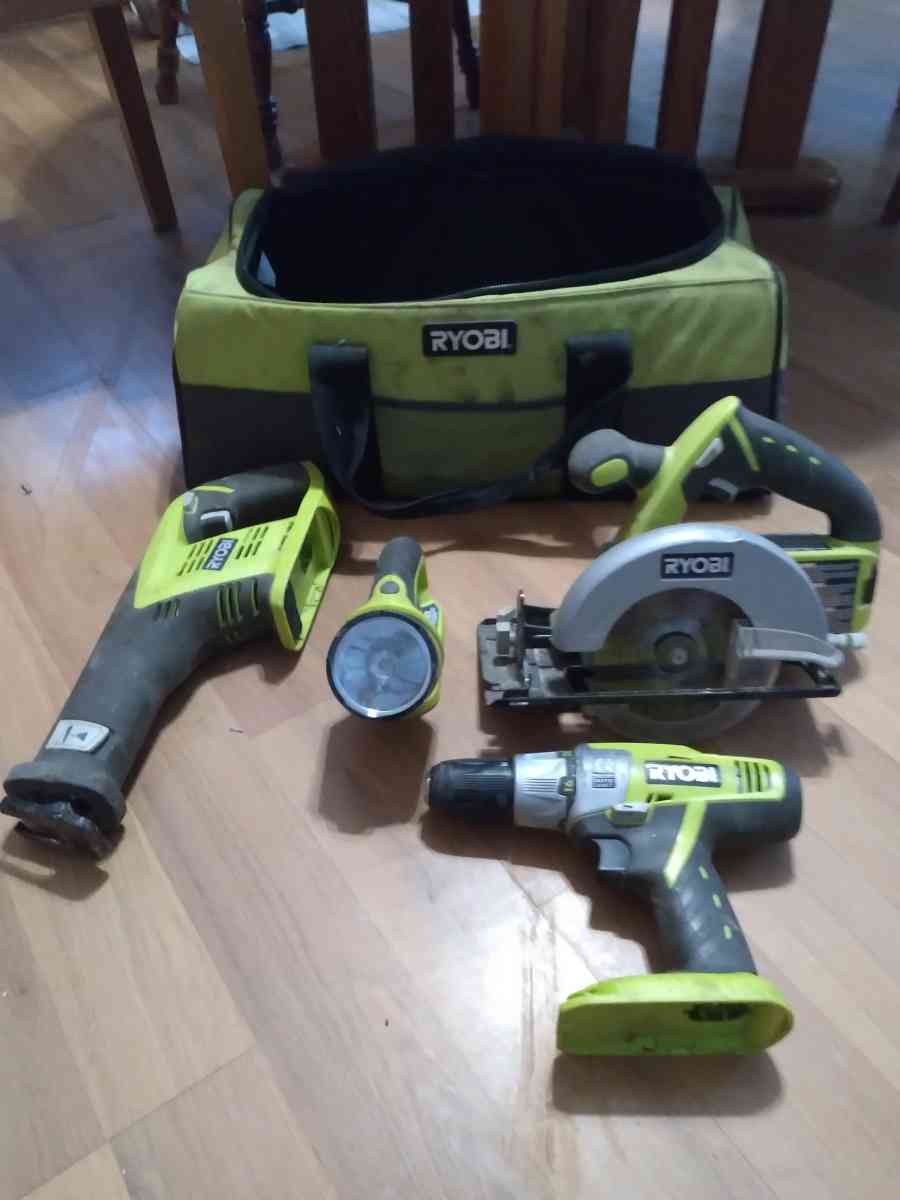 18v cordless set - Carleton, Michigan - FleaMarketBay