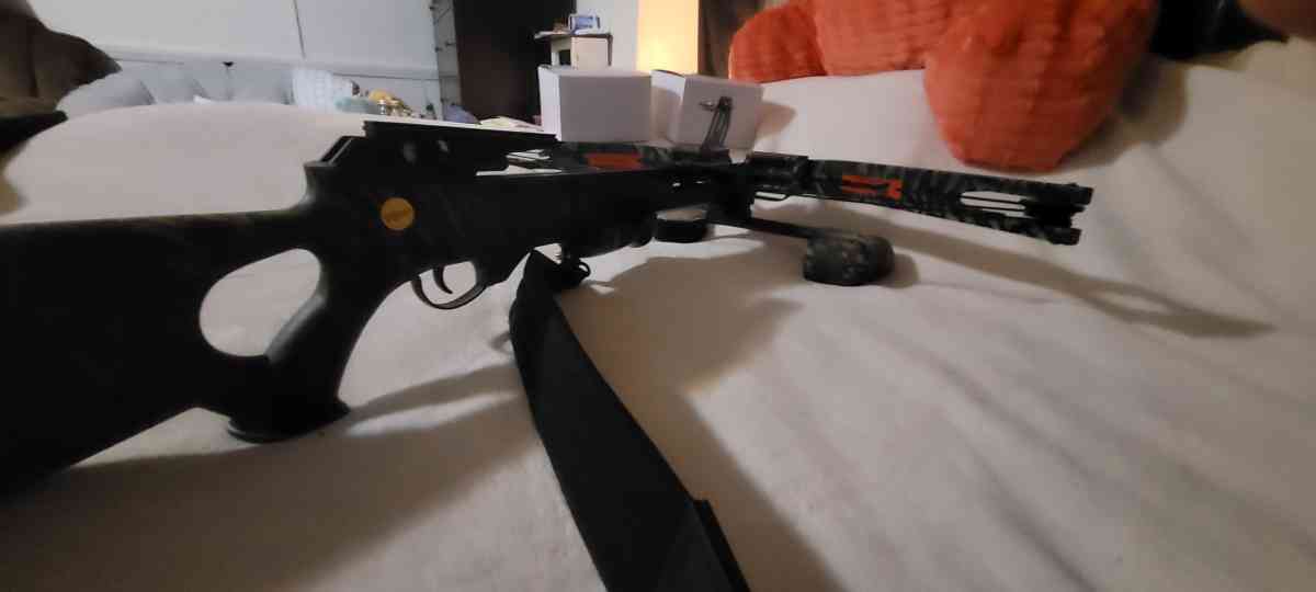 crossbow  and Arrows - Baltimore, Maryland - FleaMarketBay