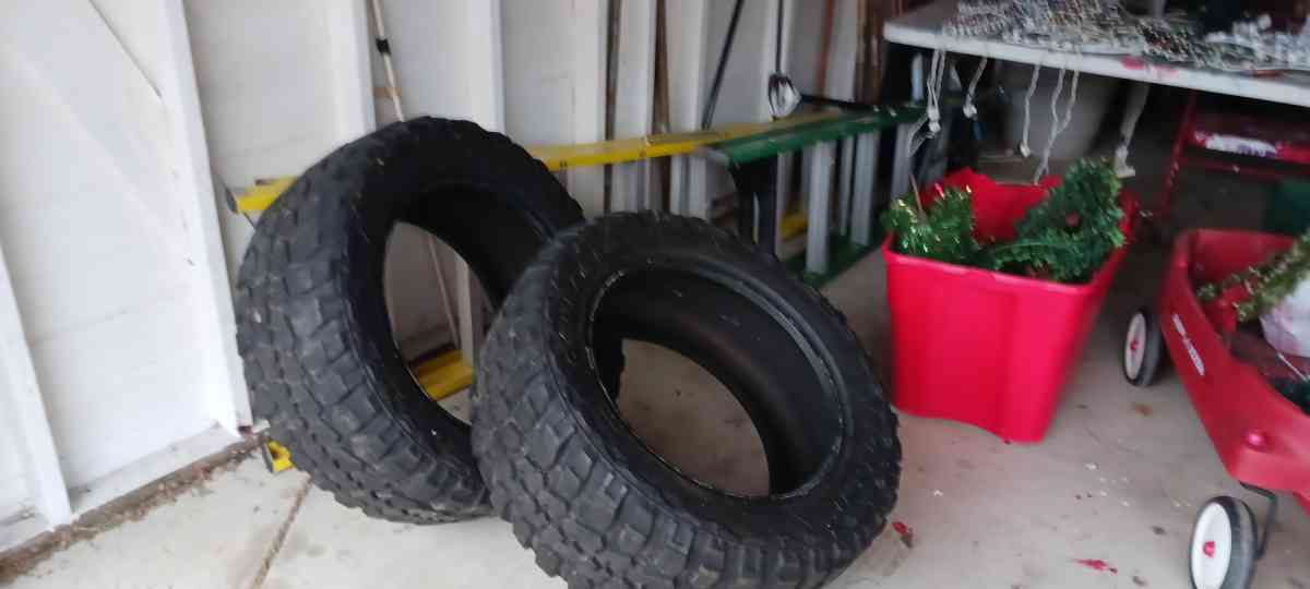 tires - Roseville, Michigan