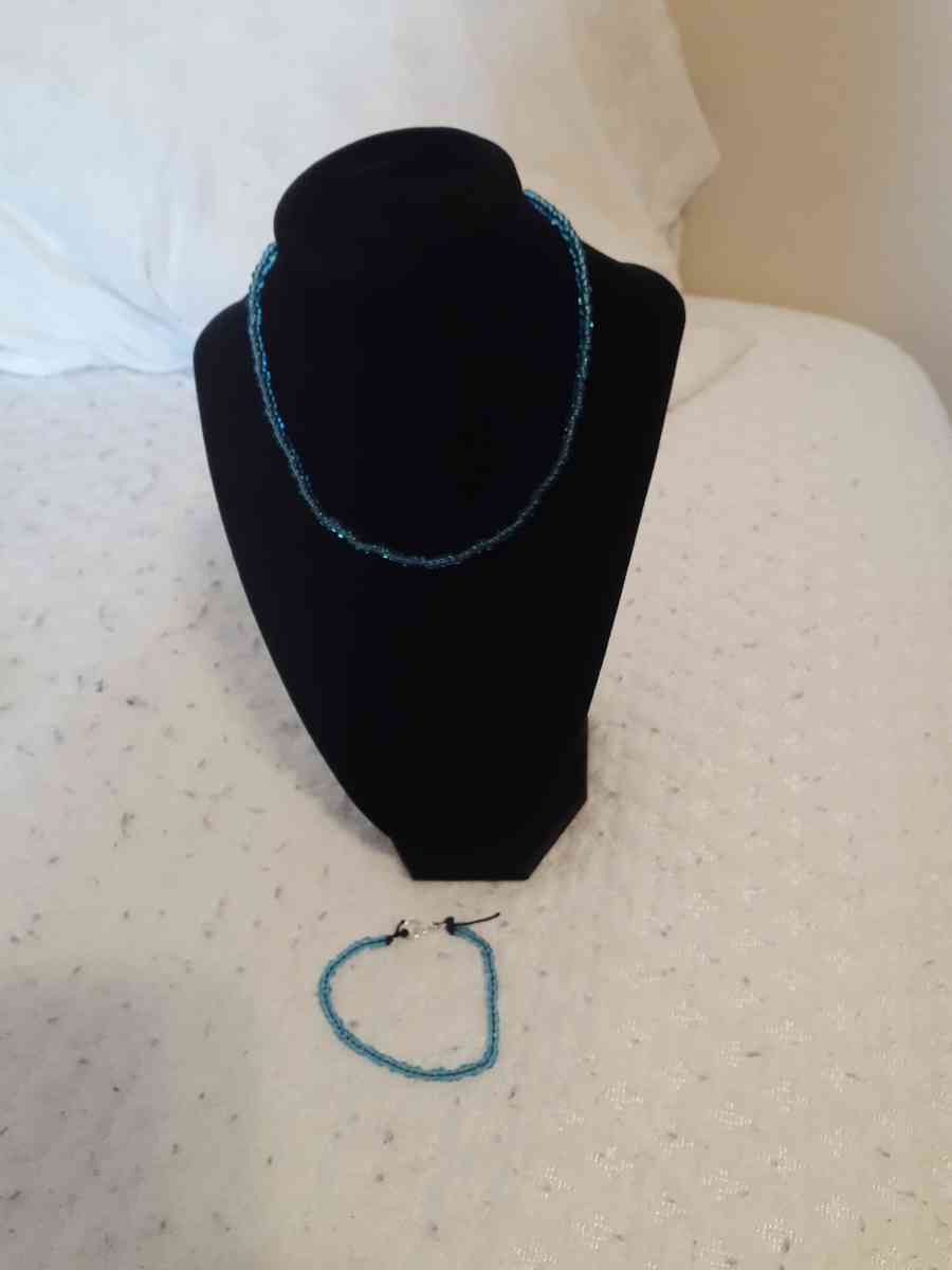 handmade necklace with bracelet set - Duluth, Minnesota