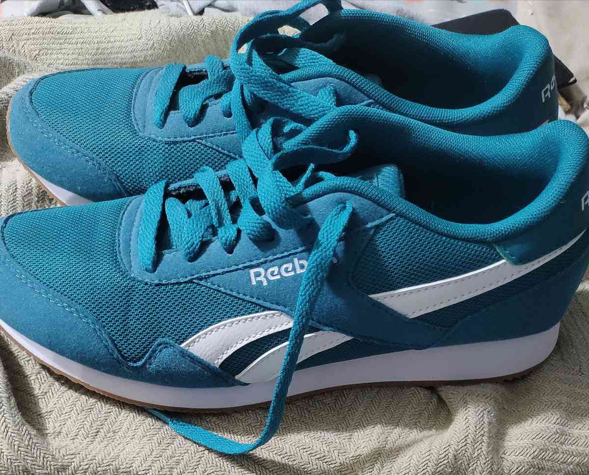 women's Reebok running shoes - Franklin, Ohio - FleaMarketBay