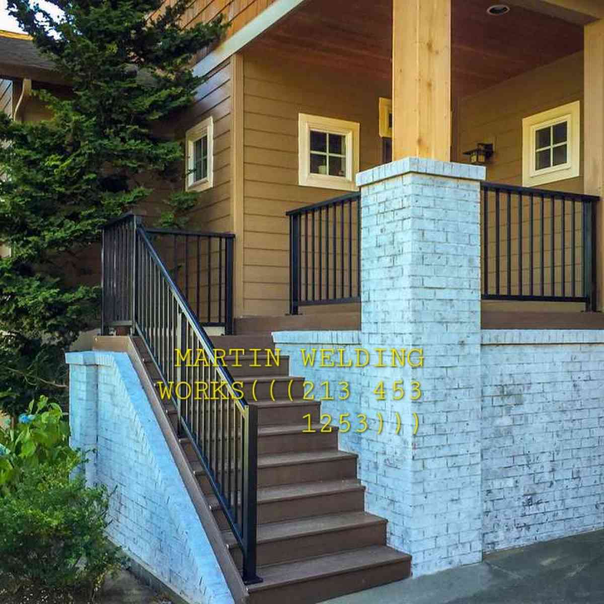 Fencing Doors - Altadena, California - FleaMarketBay