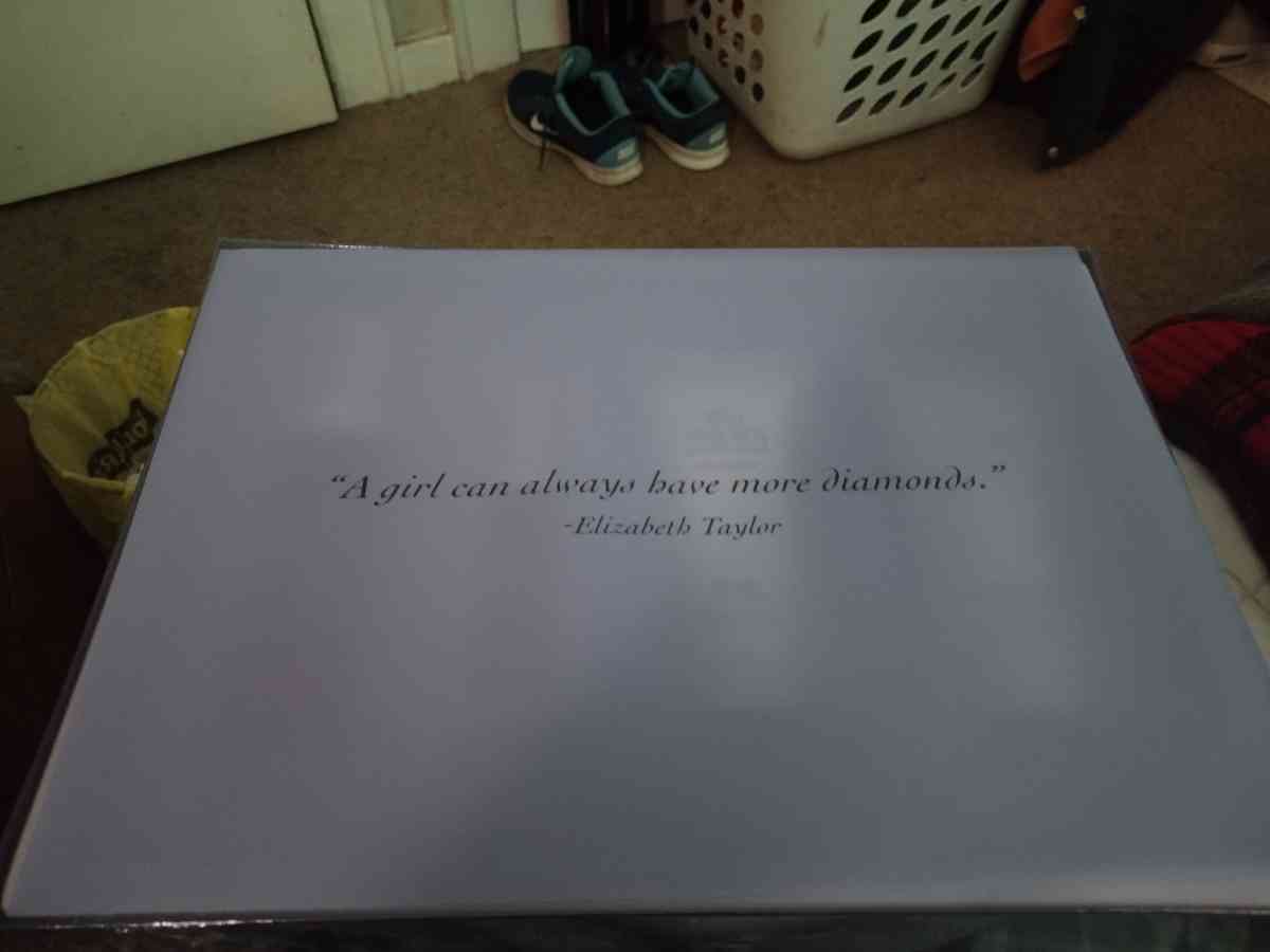 White Diamonds set - South Bend, Indiana - FleaMarketBay