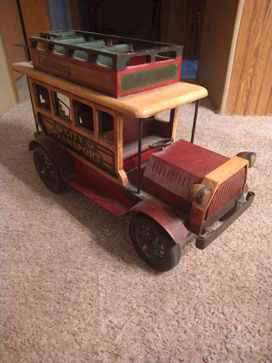 real big antique wooden toys - Anoka, Minnesota