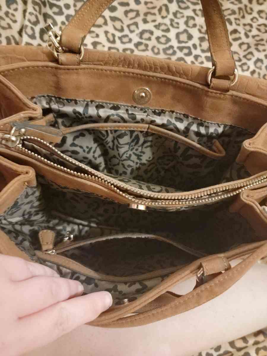 Jessica simpson crossbody purse - Byram, Mississippi - FleaMarketBay