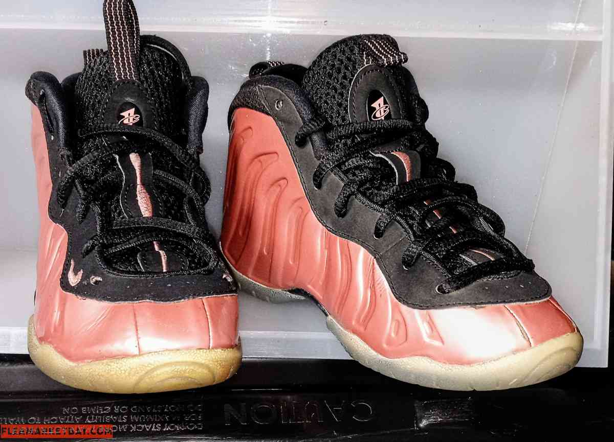 Nike Air Foamposite One 'Elemental Rose' - Sacramento, California - FleaMarketBay