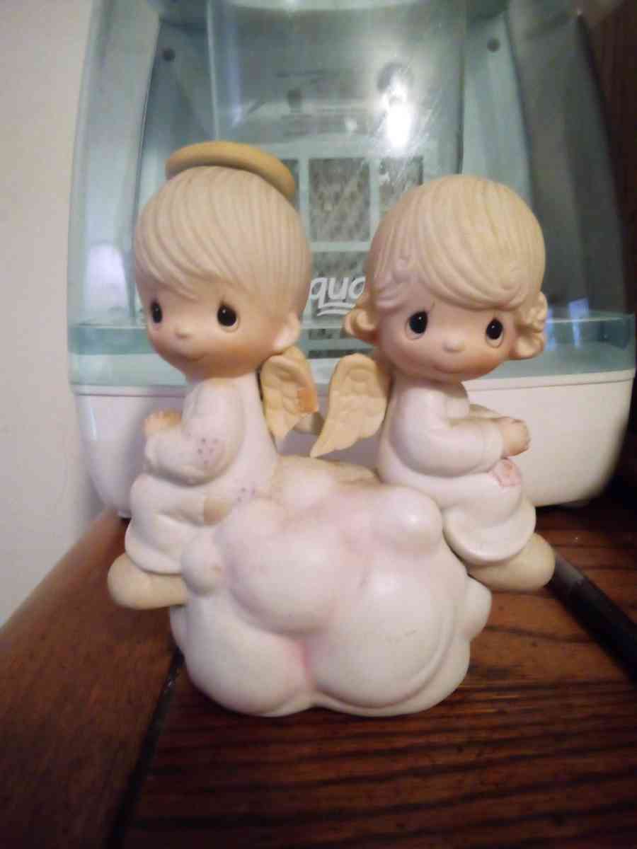 Precious Moments - Mc Minnville, Tennessee - FleaMarketBay