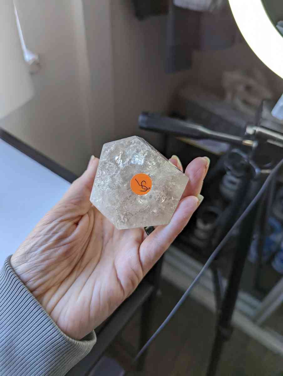 clear quartz tower - Derwood, Maryland - FleaMarketBay