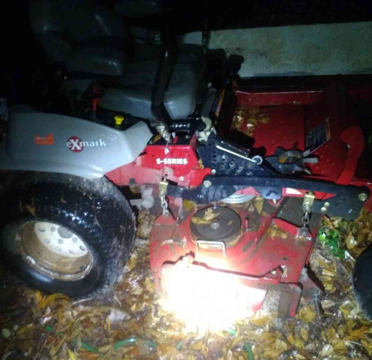 Exmart zero turn mower - Decatur, Georgia - FleaMarketBay