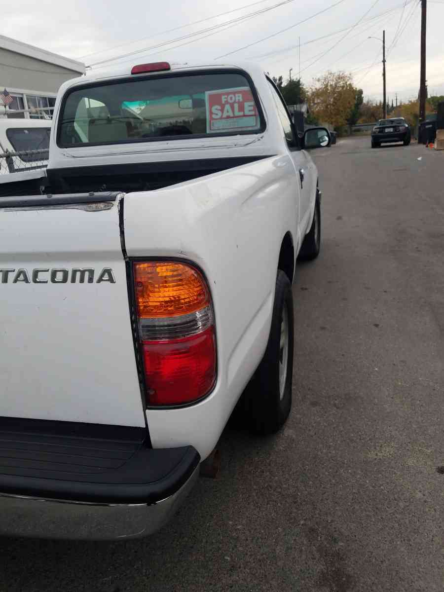 tacoma 2004 - Colton, California - FleaMarketBay