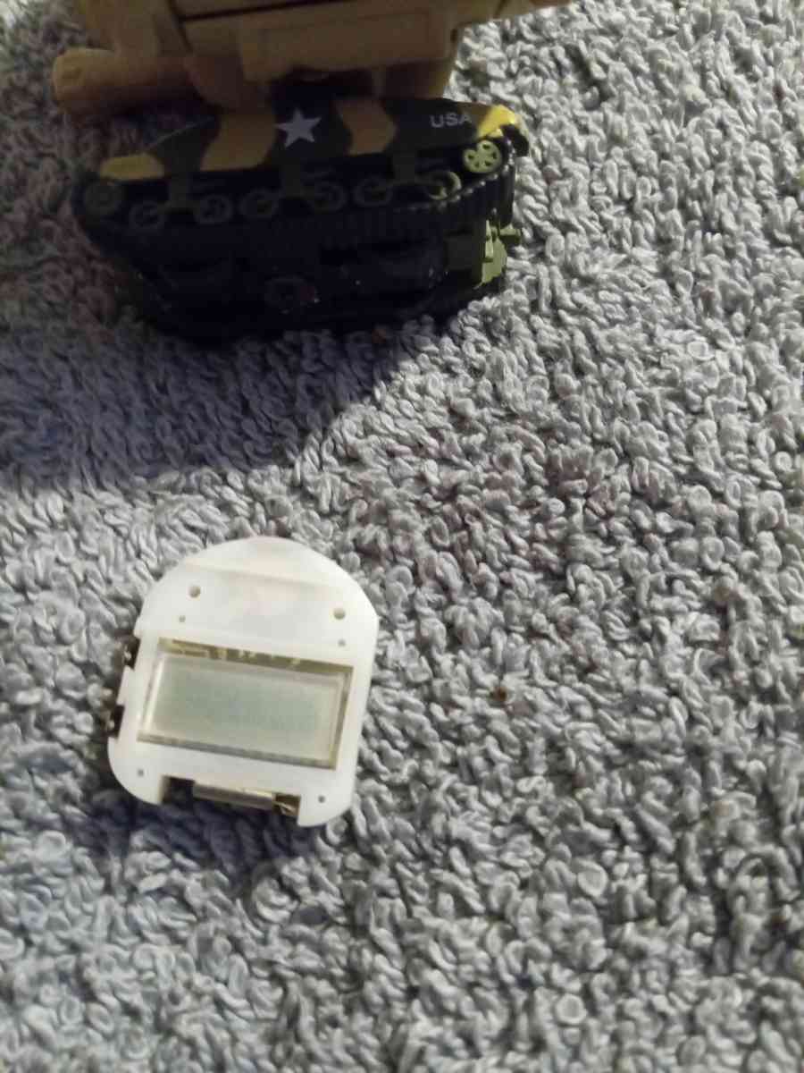 Army tanks  nice collectibles  get both for 9 - Abington, Pennsylvania - FleaMarketBay