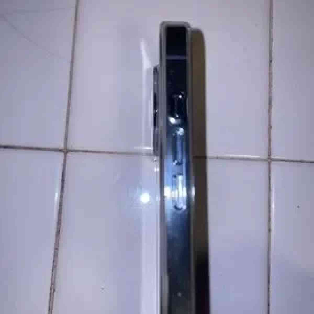 apple iPhone 13 pro max - Charlotte, North Carolina - FleaMarketBay