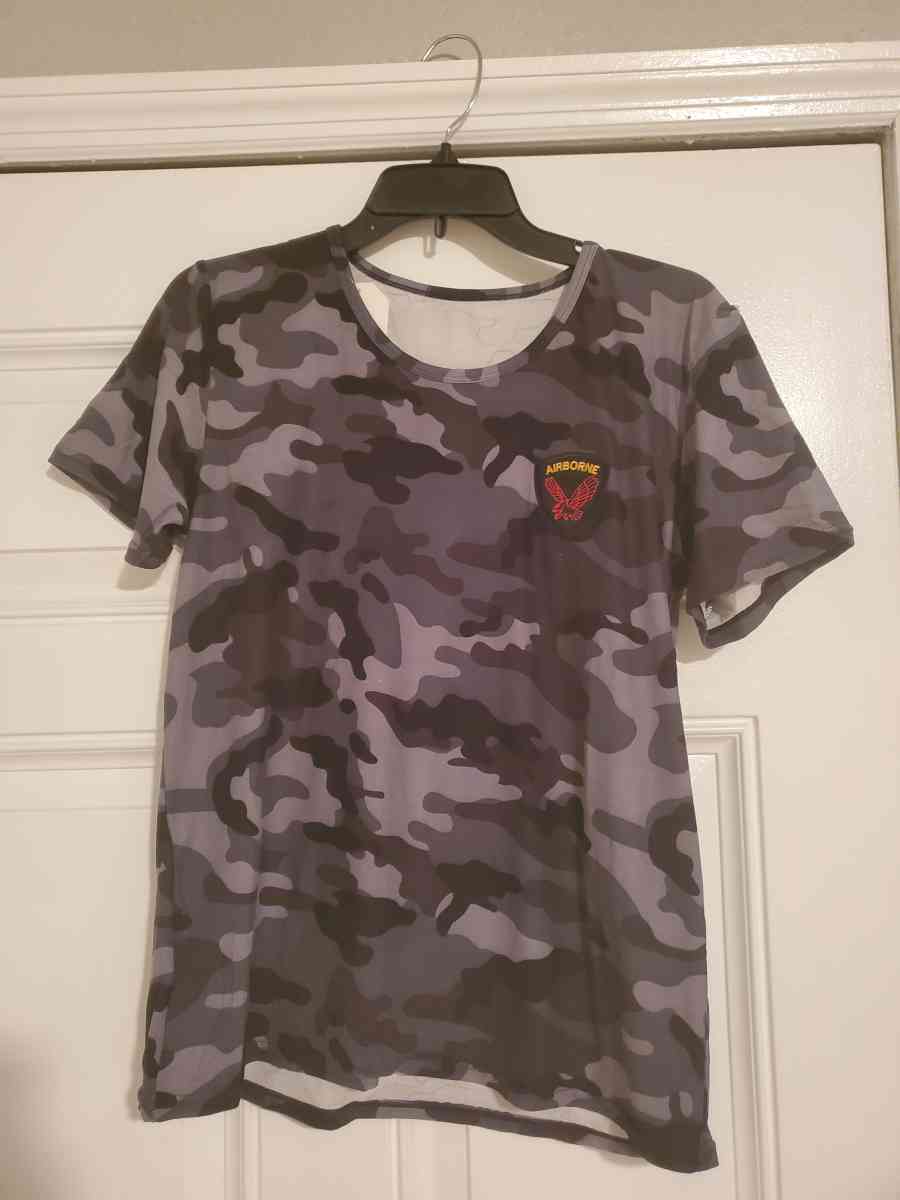 Men shirt - Tampa, Florida