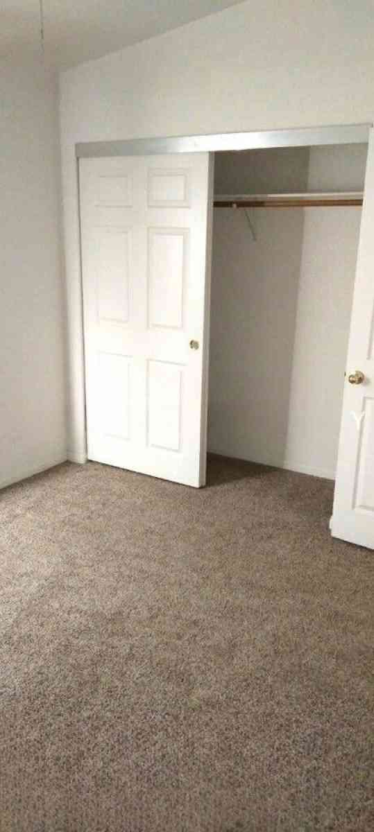 single family home - Palm Springs, California - FleaMarketBay