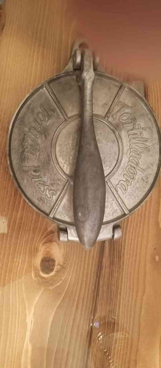 old fashioned tortilla press - Biloxi, Mississippi