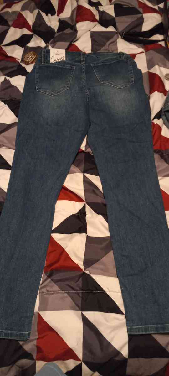 stretchy blue jeans for women - Elm Grove, Louisiana - FleaMarketBay