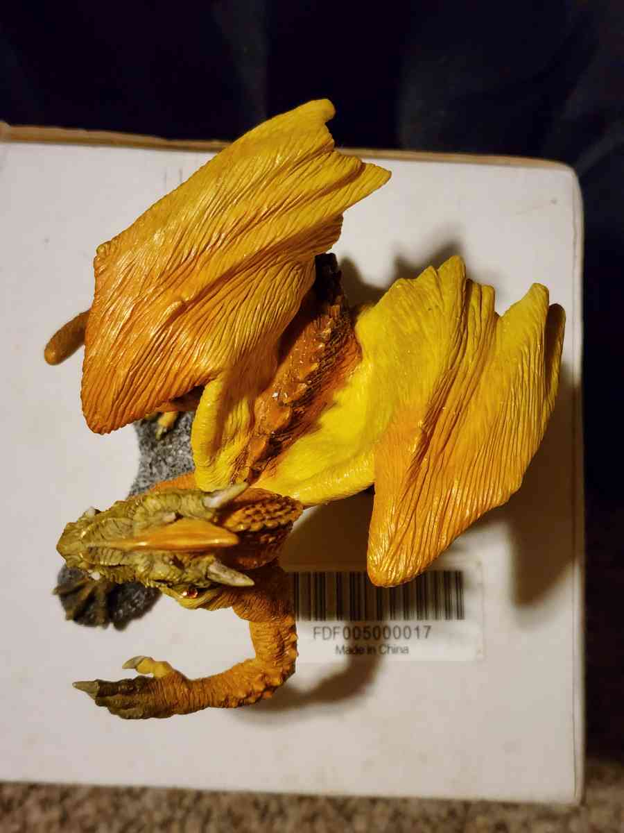 Danbury Mint Fabulous Dragons  Grindalyx Collectible - Thompson, Connecticut - FleaMarketBay