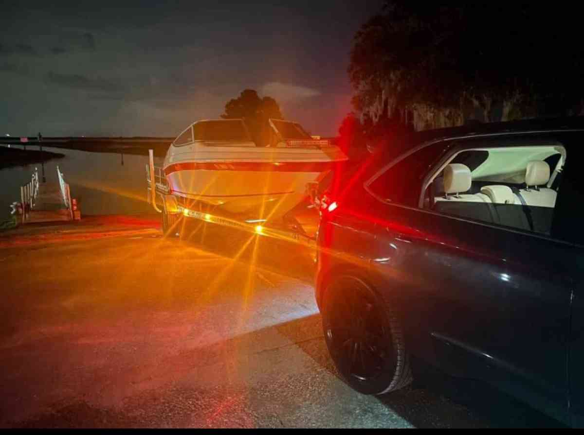 Aquatron 2001 boat - Kissimmee, Florida - FleaMarketBay