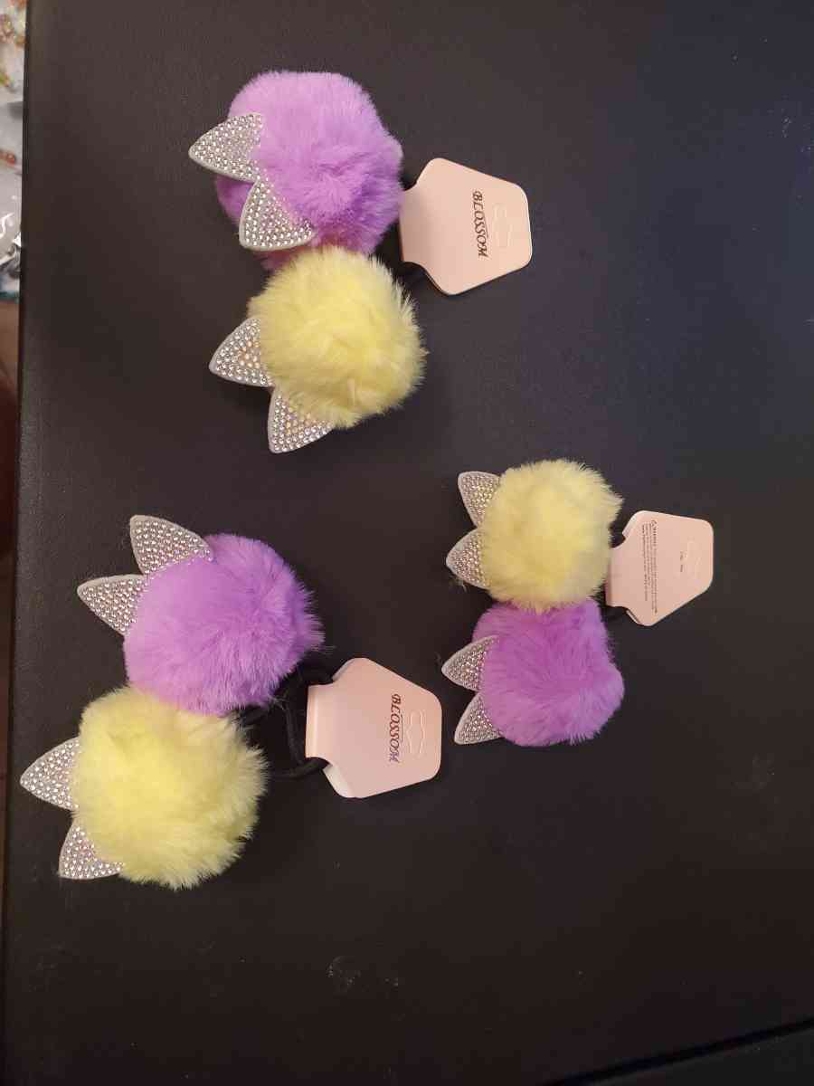 lil girl hair ties - Tampa, Florida - FleaMarketBay