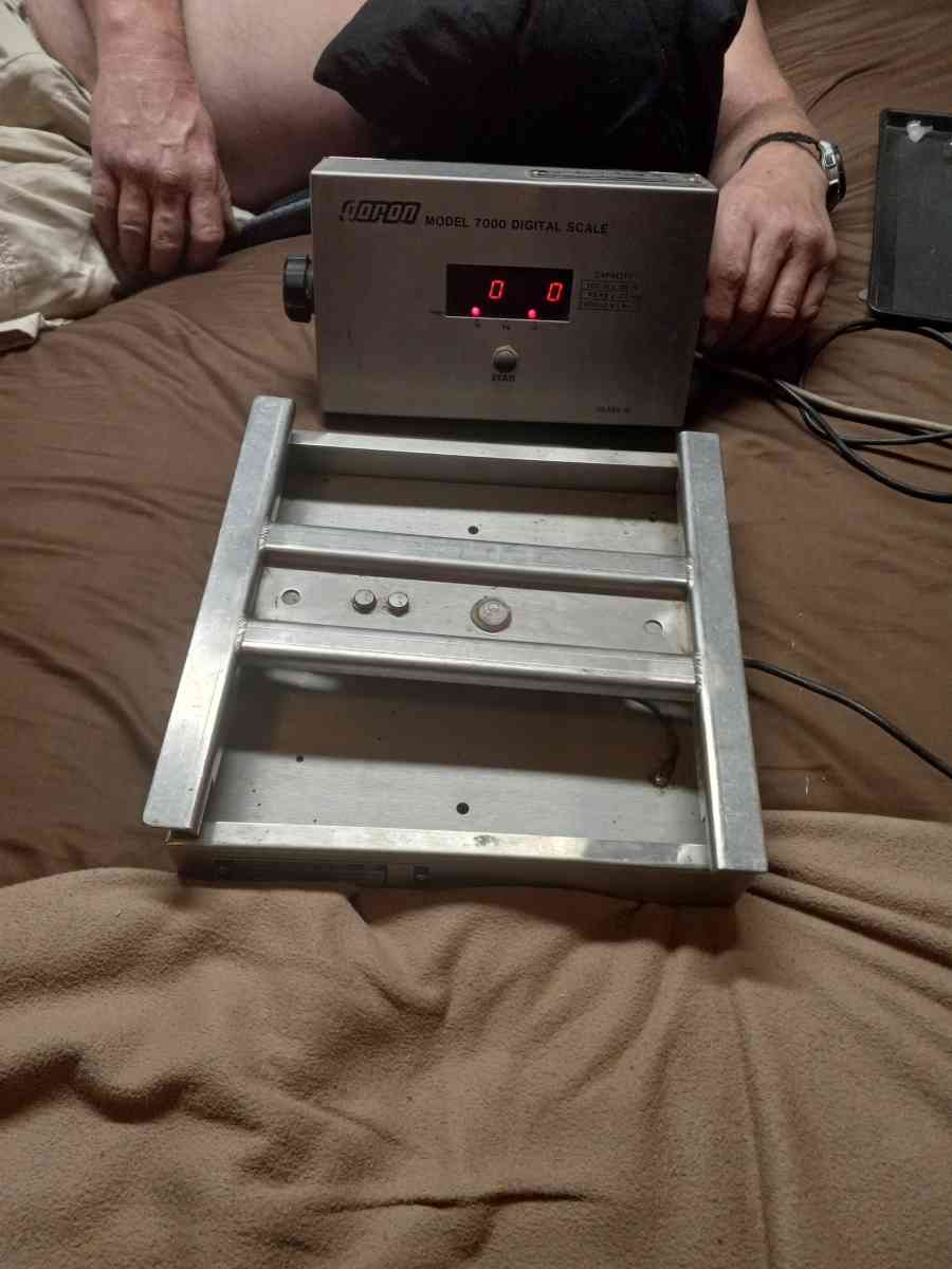 Doran Scales model 7100 - Campbell, Texas - FleaMarketBay