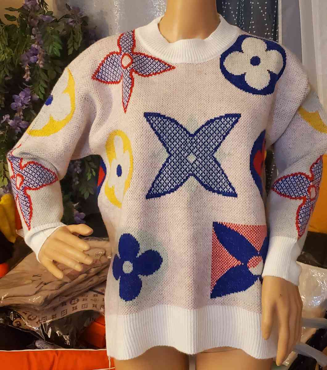 sweater - Mission Viejo, California