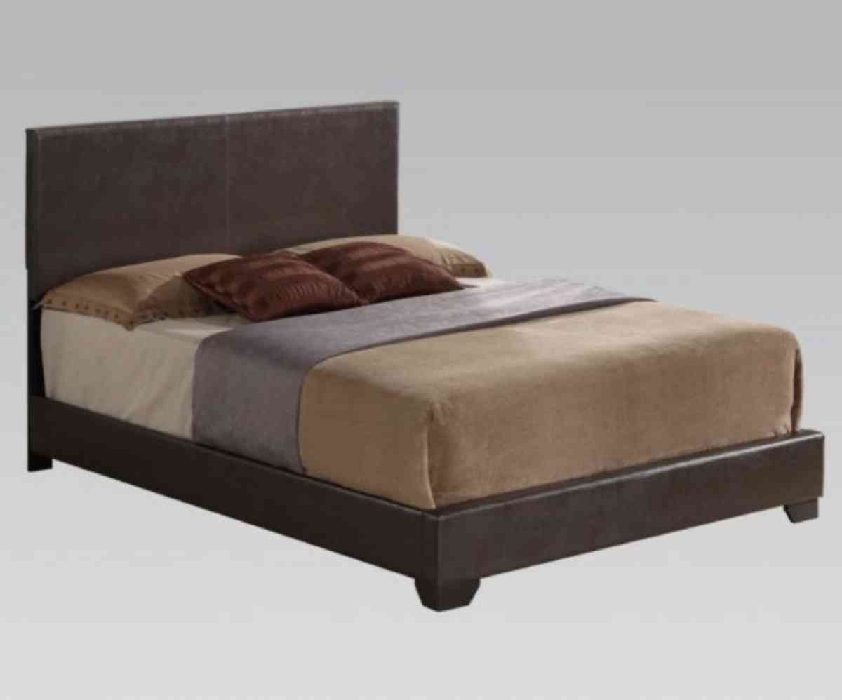 queen bed - Miami, Florida