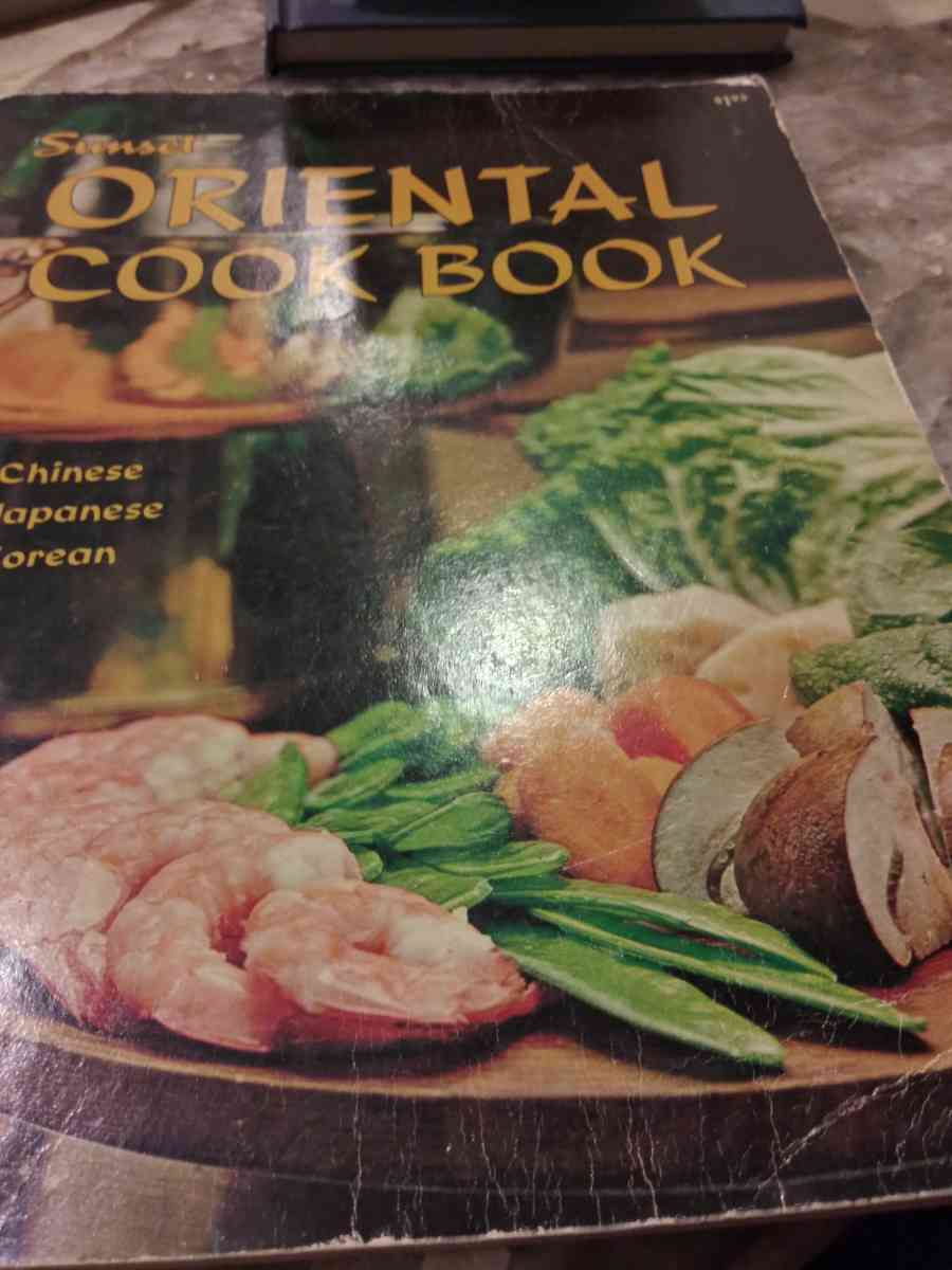 cookbooks and read books - Los Alamitos, California - FleaMarketBay