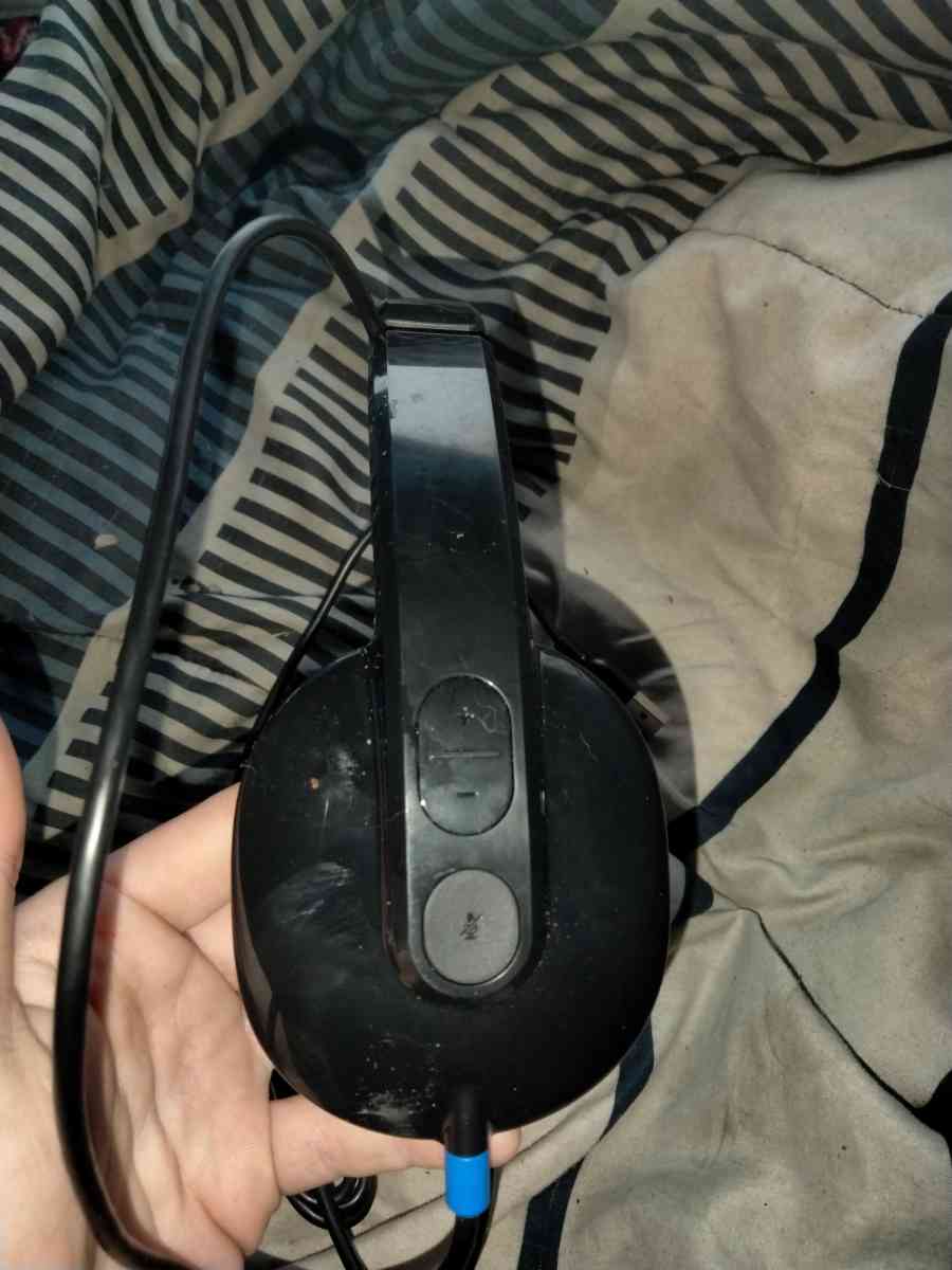 new headphones cheap - Taylor, Michigan - FleaMarketBay