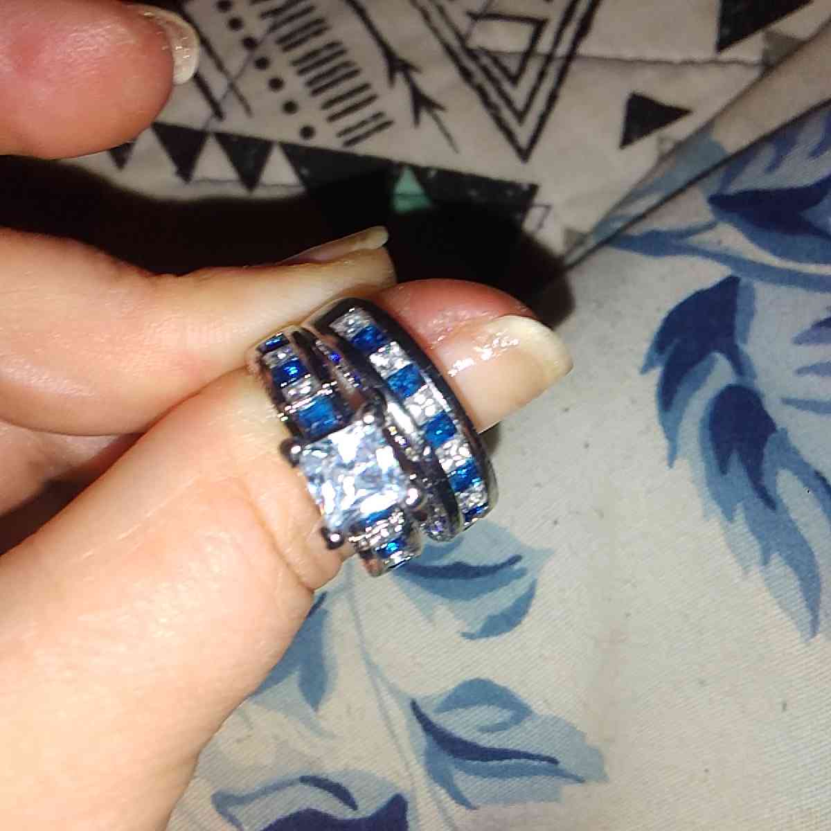 hes and hers white and blue diamonds wedding rings sets - Kansas City, Missouri - FleaMarketBay