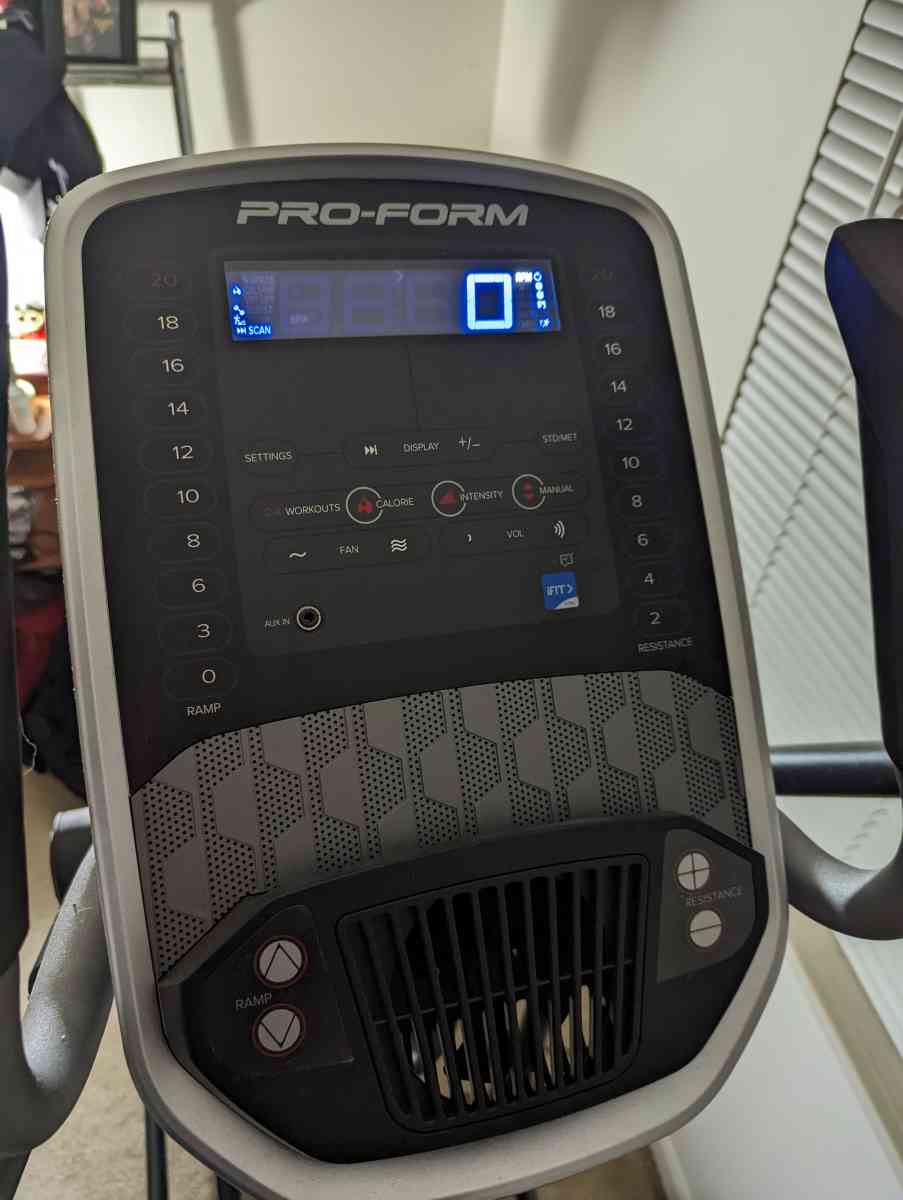 Proform Elliptical Machine Like New - Ann Arbor, Michigan - FleaMarketBay