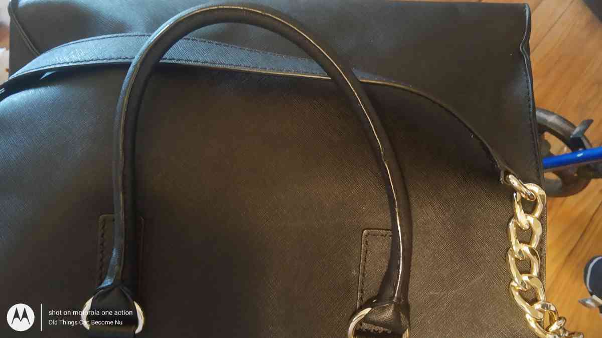 Michael Kors  Black Purse - Chicago Heights, Illinois - FleaMarketBay
