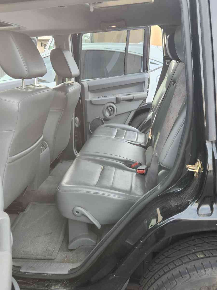 Jeep commander 2006 - Los Angeles, California - FleaMarketBay