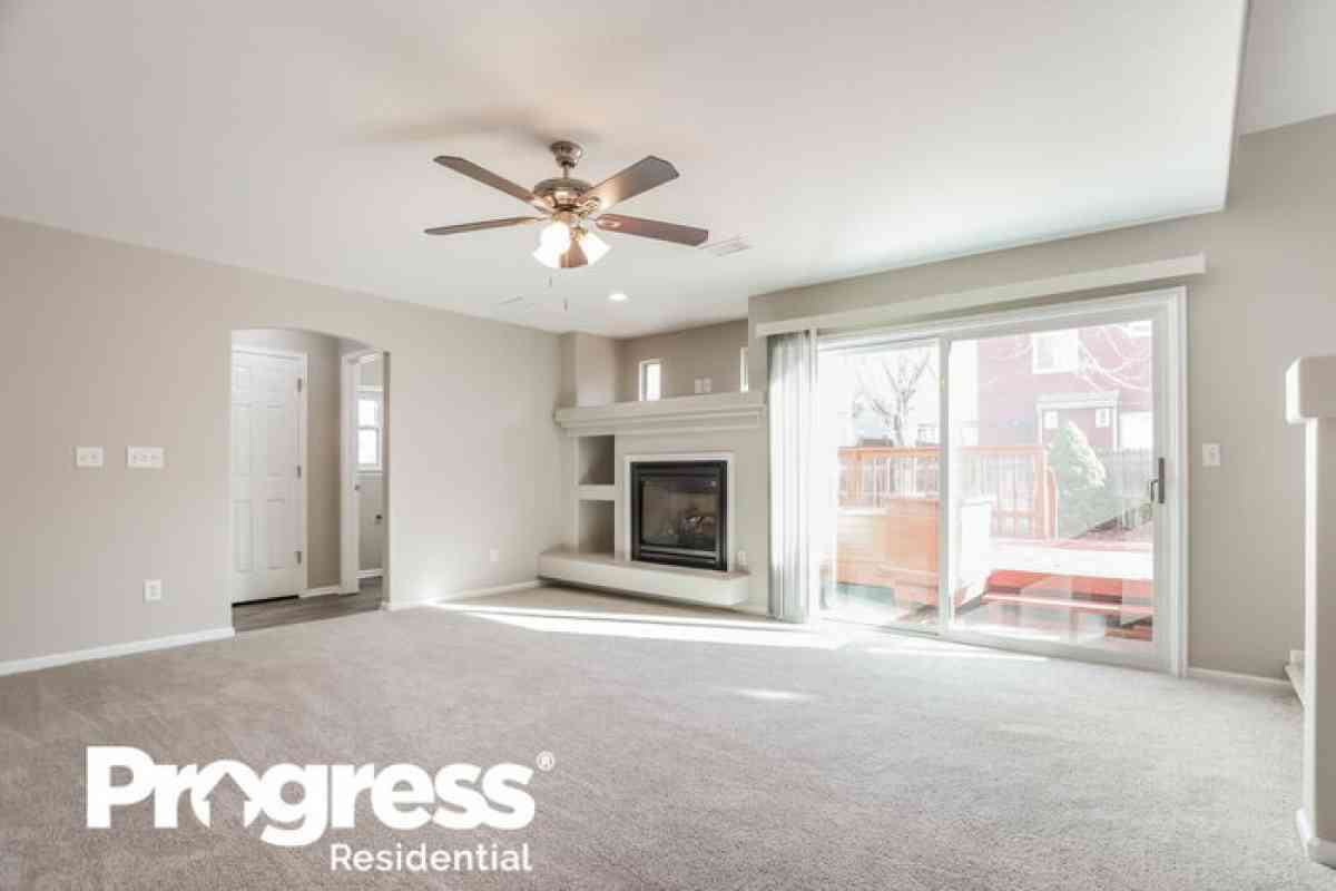 House for rent - Denver, Colorado - FleaMarketBay