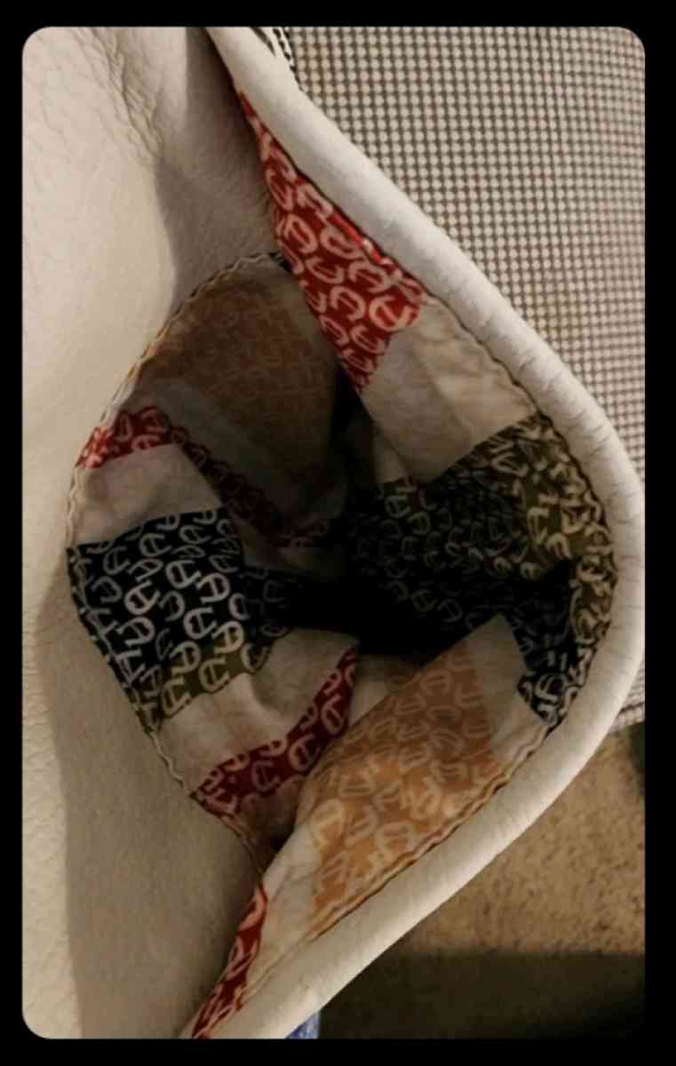 Etienne Aigner Purses Vintage - Mountain Home, Idaho - FleaMarketBay